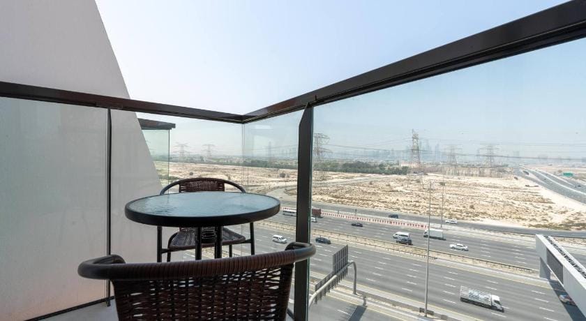 Delightful 2 Bedrooms In Jumeirah Village Circle Apartment in Dubai