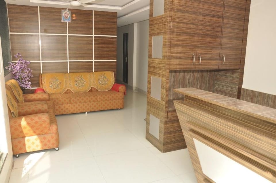 Hotel Kalpadeep Hotel in Maharashtra