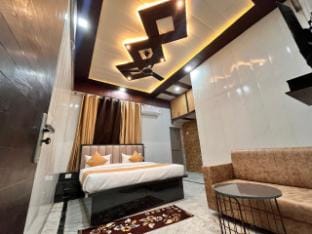 Taran Bliss Homestay Agra Apartment in Agra