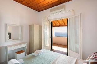 Apartment Metis - Stunning Sea Views Apartment in Corfu, Greece