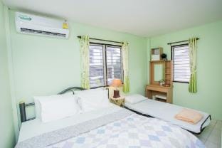 Prime location! Comfy townhome within the old town Vacation rental in Chiang Mai