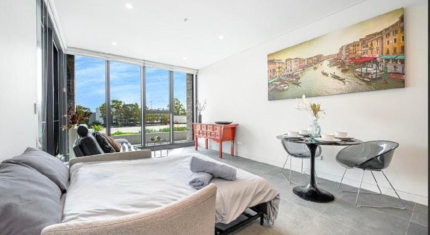 Elegant Art Deco Apartment World class building Apartment in Lidcombe
