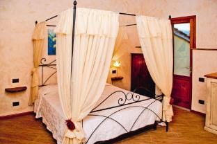 Villa in Vinci with Pool  Panoramic Views Vacation rental in Emilia-Romagna