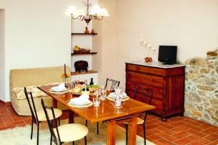 Villa in Vinci with Pool  Panoramic Views Vacation rental in Emilia-Romagna