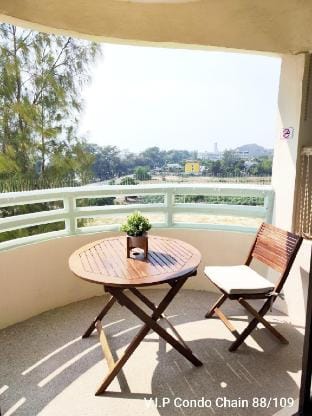 Seaside Studio Thailand - Rayong - VIP CONDOCHAIN Apartment in Phe