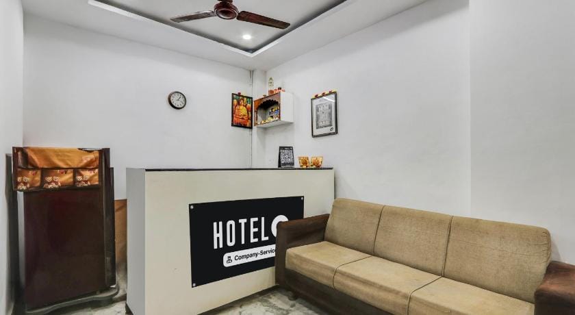 Super Hotel O Chowrasta Near Congress Bhavan Hotel in Telangana