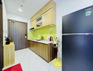 High-class balcony studio, airy river view Vacation rental in Ho Chi Minh City