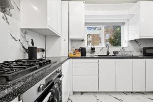 Luxe Stays - Sleeps 7 - Jacuzzi Vacation rental in London Borough of Richmond upon Thames