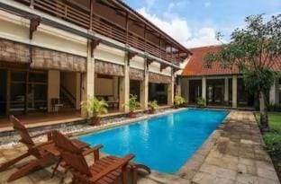 Luxurious Javanese Villa 6 BR Vacation rental in Special Region of Yogyakarta