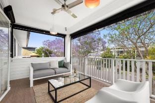 NEW! MaisonMarie: Cinebar Getaway 4Bedroom 2.5bath Vacation rental in Bulimba