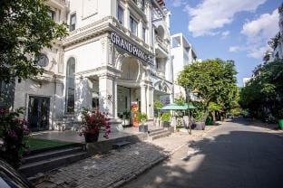 The Garden View Room Apartment in Ho Chi Minh City