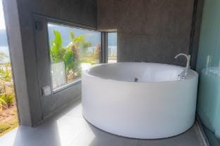 湖景VIP蜜悦泡池大床房 Chalet in Guangdong