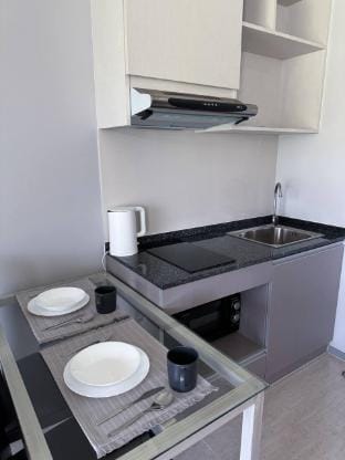 Studio 6th Avenue Surin Beach Apartment in Choeng Thale