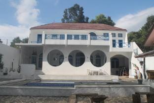 Villa Halara Triniti Villa in Parongpong