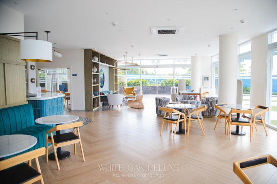 Suite: Entire 1BR w/ Huge Balcony & Mt Arayat View Vacation rental in Calabarzon