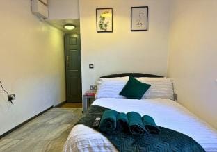 Cheap Digs For Builders - Studio | Free Parking Apartment in Liverpool
