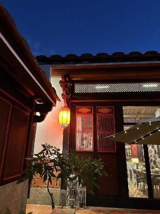 I-SHAN B&B美麗獨棟特色住宅，四臥室包棟。獨立衛浴、冷暖氣。交通便利 Bed and Breakfast in Fujian