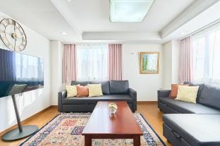 L-140㎡/Maisonette type/Elevator/Max 19pp/Free wifi Apartment in Japan