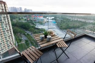 Chic 3BR D'Pristine Home, 5 Mins to Legoland Apartment in Johor