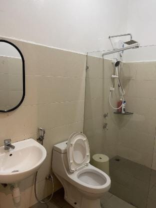 Bunga Home (groundfloor, access to swimming pool) Apartment in Sabah