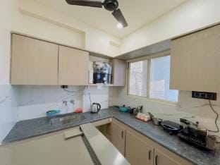 Home Escape Blissful 2BHK Close to Mahakal Temple  Apartment in India