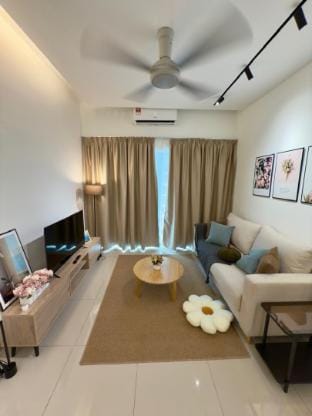 B2-43 RC | Razak Residence |KL Area| Cozy & Simple Vacation rental in Federal Territory of Kuala Lumpur