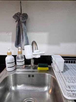 Comfy stay near MOA w/ work desk, Netflix, balcony Apartment in Pasay