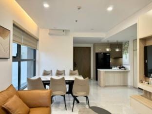 Căn hộ 2 Phòng ngủ cao cấp Diamond Alnata Plus  Apartment in Ho Chi Minh City