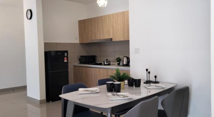 Stylish 3BR Sentul by HomeBrickz Hotel in Federal Territory of Kuala Lumpur