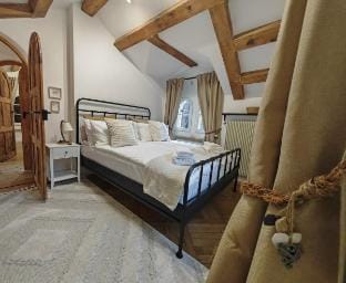 Charming Cottage w/Scenic Views, Garden & Fire Pit Vacation rental in Gex