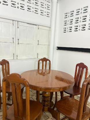 Ban Phaak Wae Wian Ma Homestay Vacation rental in Chon Buri Changwat