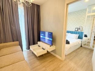 HomeSweetHome @The Blu X Apartment in Chon Buri Changwat