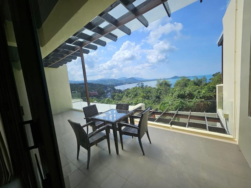 Fisherman's Sea & Sunset Views | Stylish 2 beds Apartment in Ko Samui