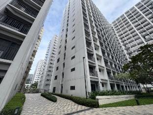 Shore 2 Residences Room 302 1Br facing Pool Vacation rental in Pasay