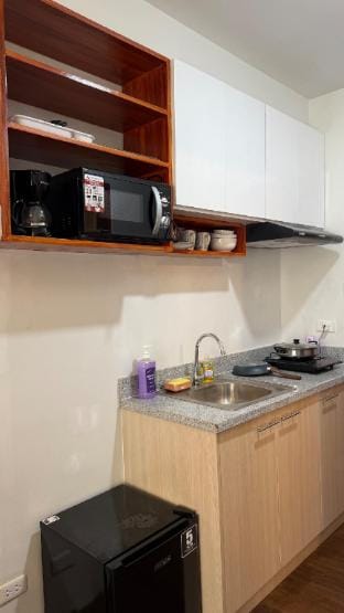 Studio Condo Unit Cozy and Homey Vacation rental in Bacolod