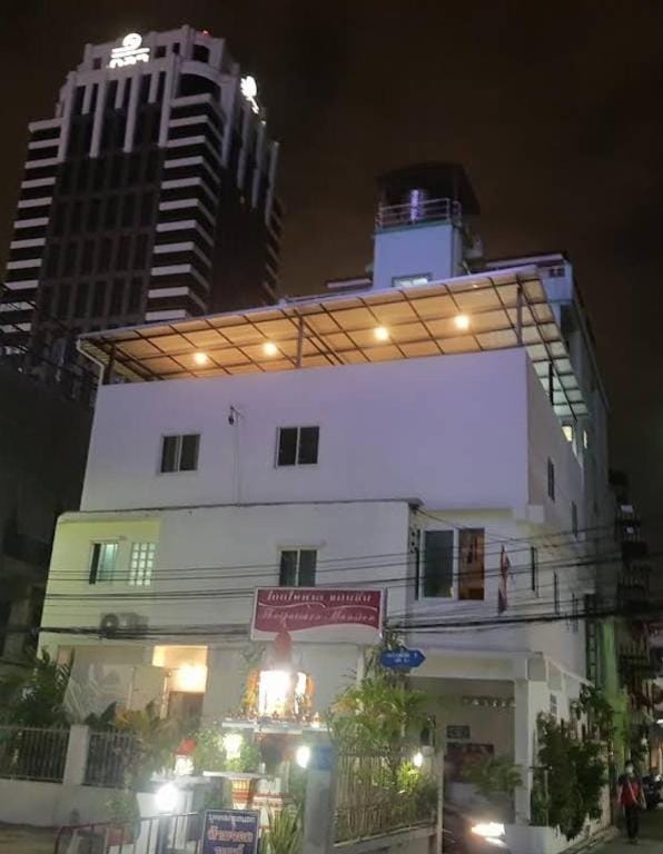 Sunny homestay  Vacation rental in Bangkok