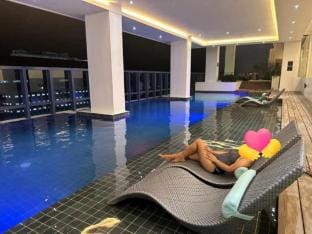 38 Park Avenue Premium Condominium 607 in IT Park Apartment in Lapu-Lapu City