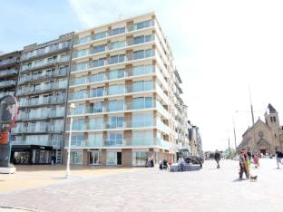 Waveside Corner Apartment Apartment in Koksijde