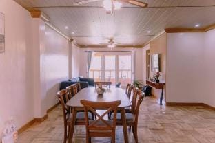 John Hay Golf Estate 3BR 2nd Flr Vacation rental in Baguio