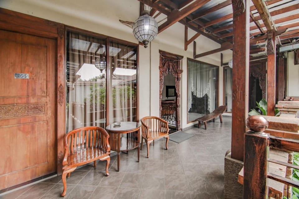Keraton Heritage Hotel in Jakarta