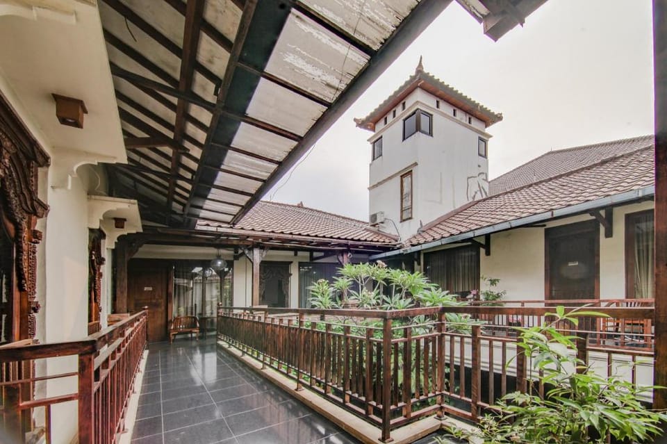 Keraton Heritage Hotel in Jakarta