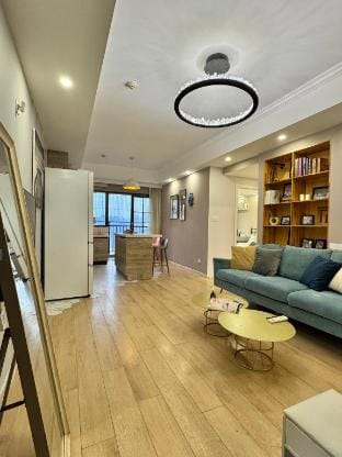 L近解放碑洪崖洞 临轻轨站 邻江的两居室一厅 双床房&揽月 Apartment in China
