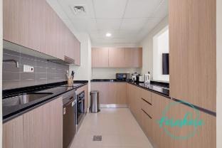 Elegant 4BR + Maid’s Room Villa Villa in Dubai
