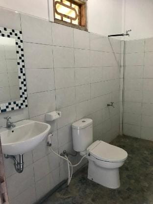 Danny Jul Jol Homestay - Lakey Peak( ac room) Vacation rental in West Nusa Tenggara, Indonesia