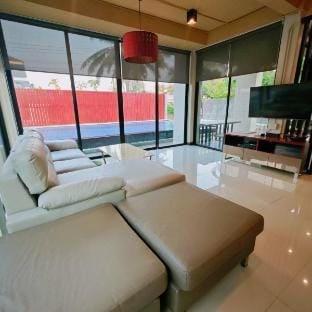 6 Room View Point Pool Villa Vacation rental in Pattaya City