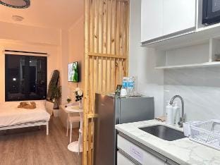 French Inspired Unit near IT Park & Waterfront Apartment in Lapu-Lapu City