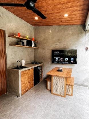 Hidden Gem! Paradise in Central of Berawa Vacation rental in North Kuta