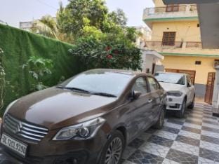 G-4 - Elegant 1 Bedroom Suite -Near Ghat & Temples Vacation rental in Varanasi