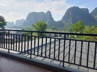 Trang An Pristine View Homestay Apartment in Laos
