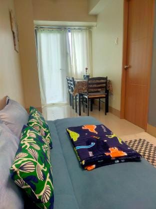 Shore 3 T1 0724 Apartment in Pasay